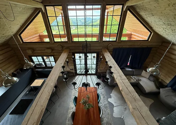 Amber Hills Romania Lodge Brasov