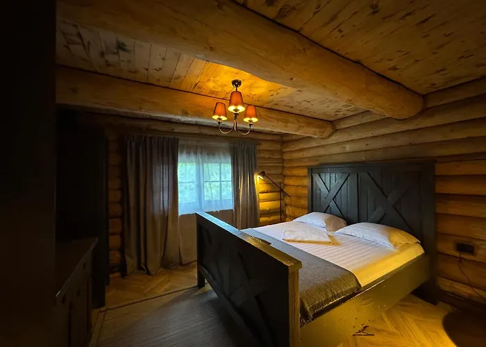 Amber Hills Romania Lodge *